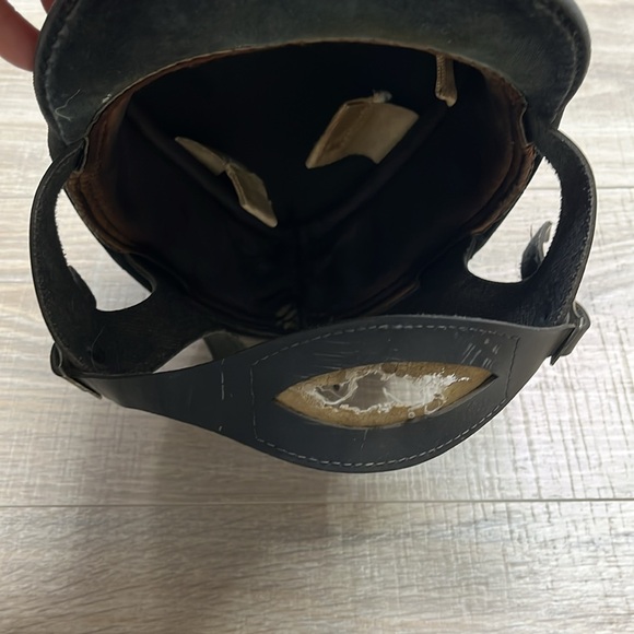 Vintage horseback riding helmet. - Picture 9 of 9